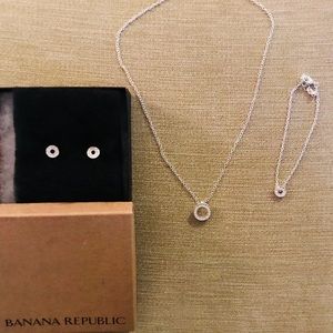 Banana republic necklace/earrings/bracelet set